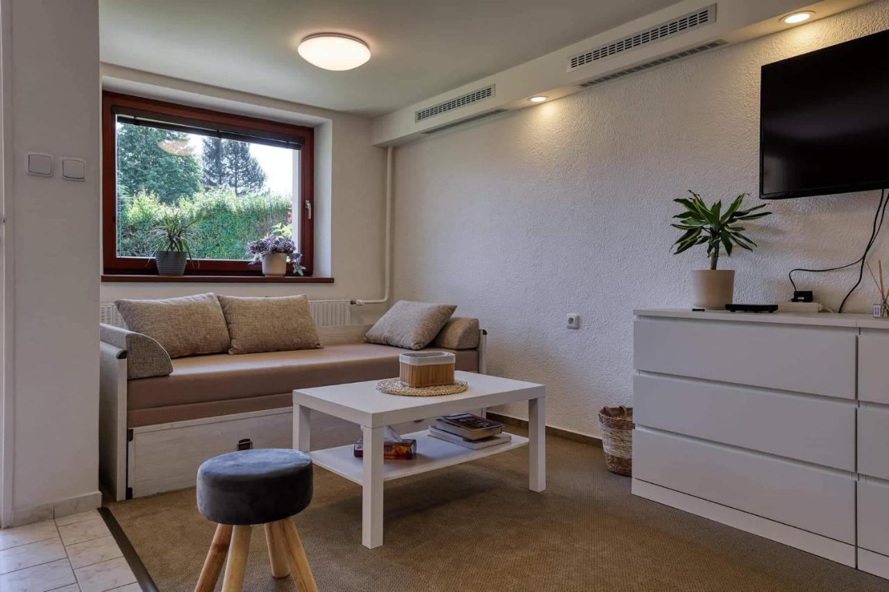 Apartman U Peciho Bela pod Pradedem Exteriör bild